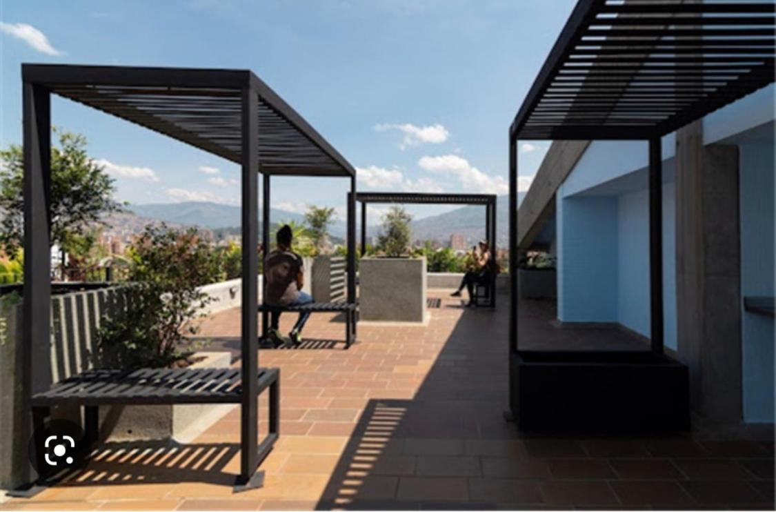 Apartamento Lauret En Laureles Medellín Exterior foto